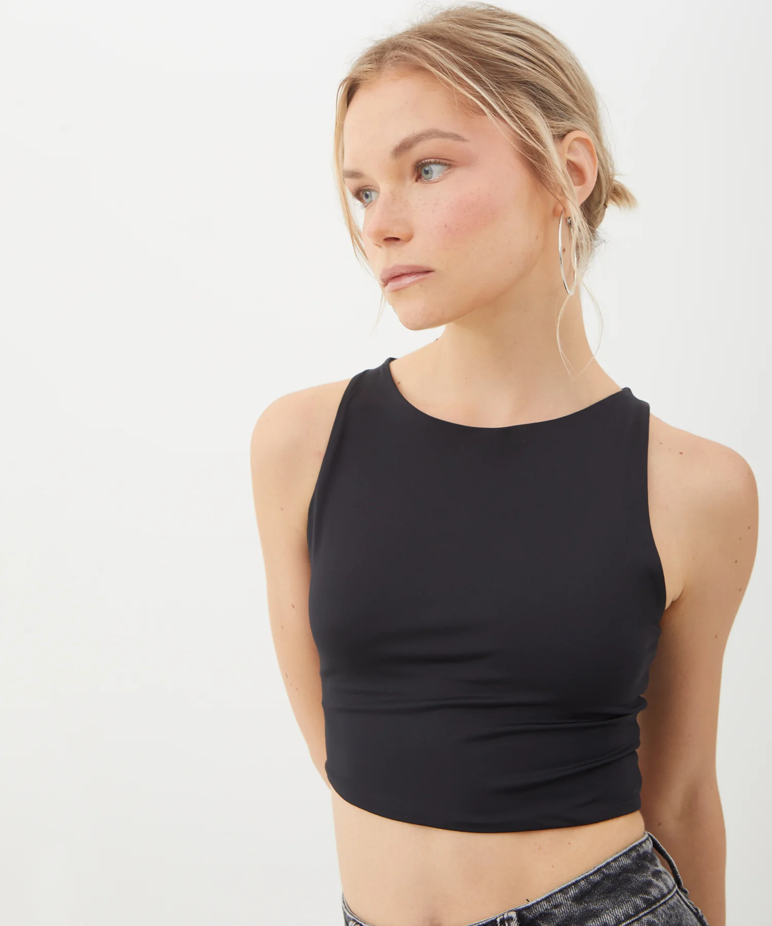 CAMISETA CROP UNICOLOR 28094665 - Image 3