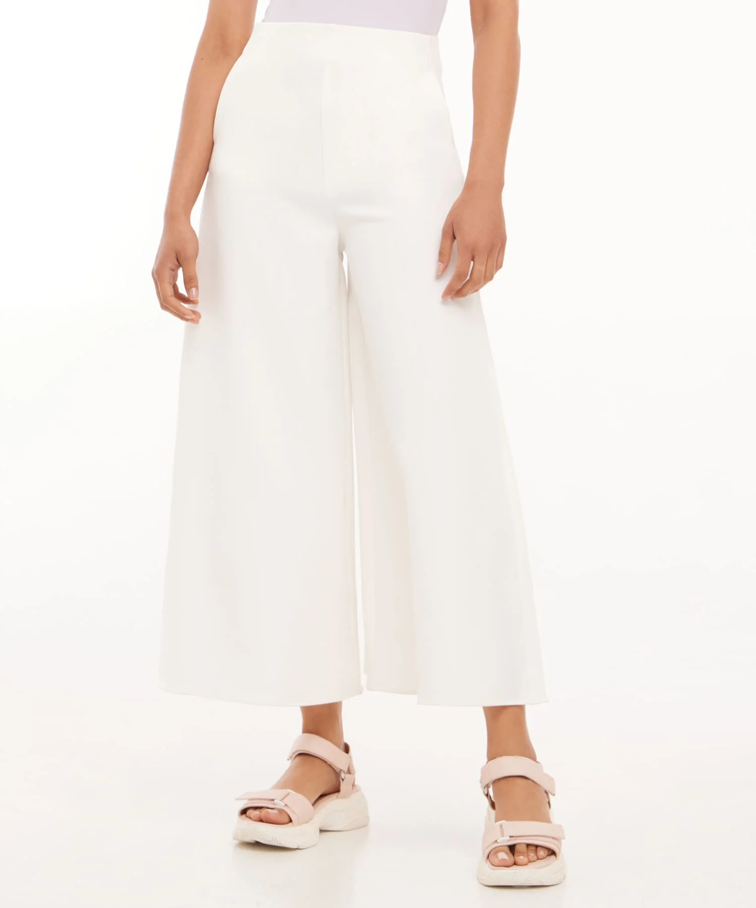 PANTALON TIPO CULOTTE CON ABERTURAS 28071542