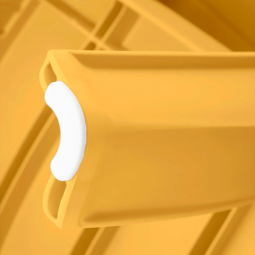 Silla Barú con Brazos Amarillo Mostaza - Image 3