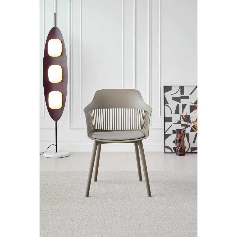 SILLA CON COJIN MAX, COLOR TAUPE, CON ESPALDAR Y COJÍN