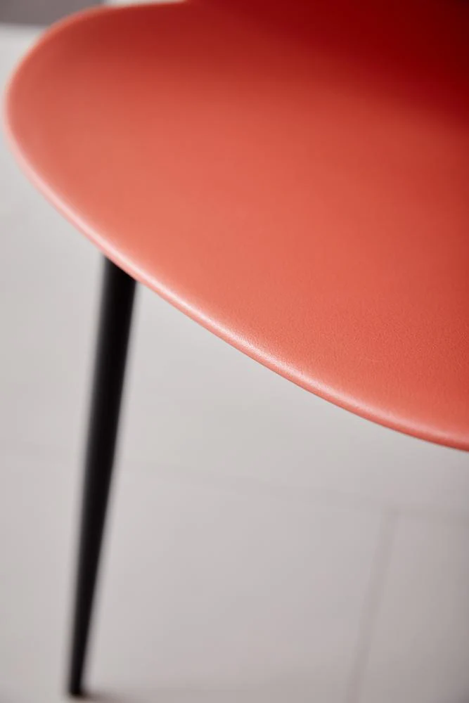 SILLA MIAMI CON BRAZOS, COLOR ROJO, CON ESPALDAR Y DISEÑO MODERNO - Image 4